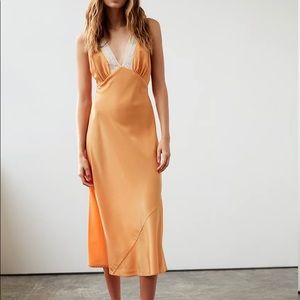 Aritzia Le Fou Wilfred Adelphie Dress in Clove